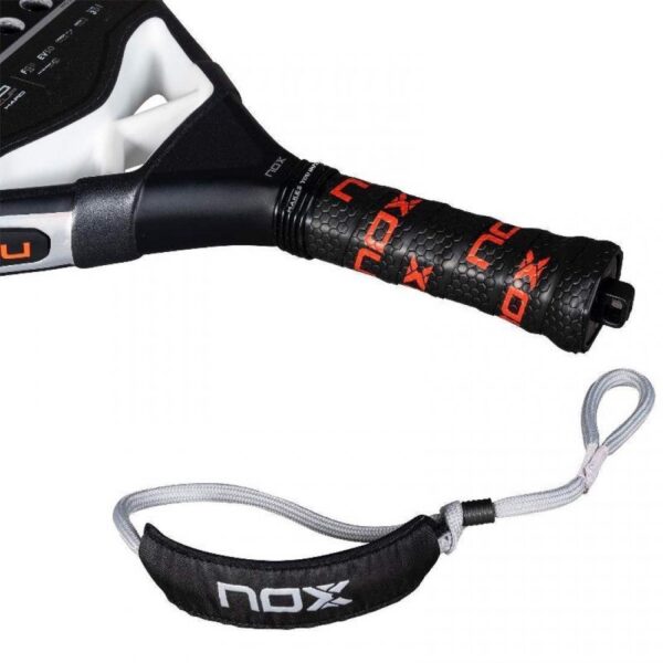 https-erply-s3-amazonaws-com-542539-pictures-60-67c5e0fccbde58-23774767-pala-nox-at10-pro-cup-hard-2025-1-es-7-1100x1100
