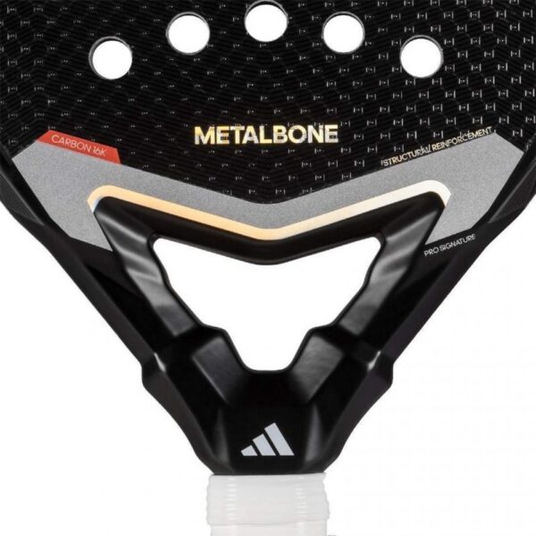 pala-adidas-ale-galan-metalbone-3-4-2025-1-es-8-1100x1100-1