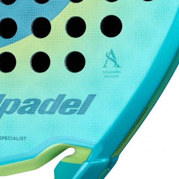 pala-bullpadel-ale-salazar-flow-woman-2025-1-es-7-1100x1100