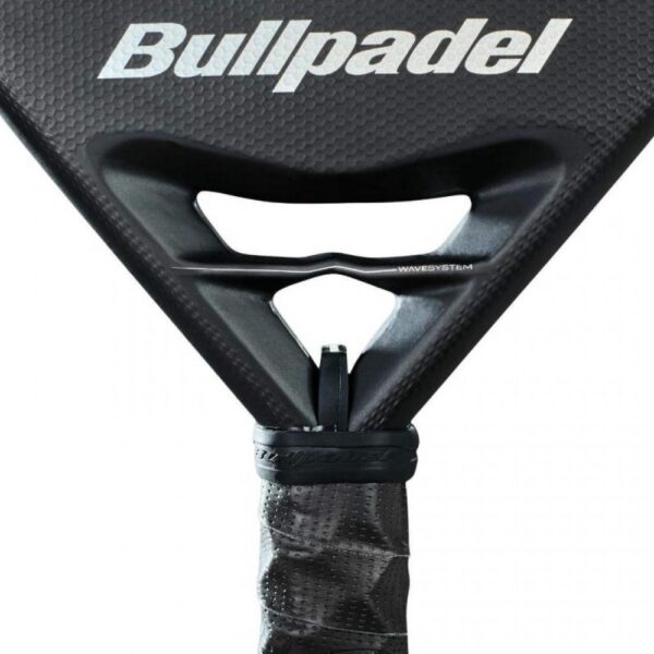 pala-bullpadel-chingotto-neuron-2025-1-es-8-1100x1100
