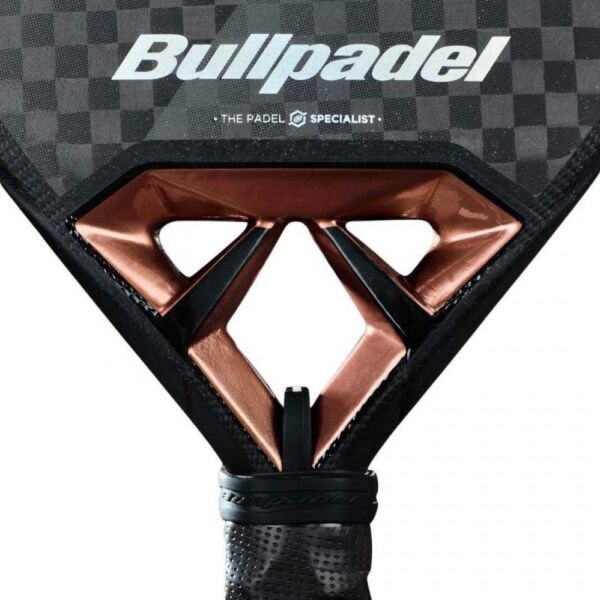 pala-bullpadel-juan-tello-vertex-04-2025-1-es-8-1100x1100