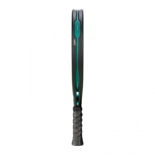 pala-bullpadel-paquito-navarro-hack-04-hybrid-2025-1-es-2-1100x1100