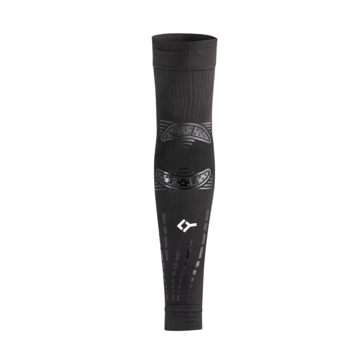 Floky-compression-arm-sleeve-black-front-view